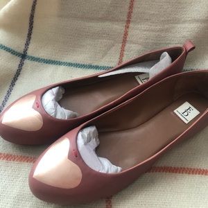 New Ellen DeGeneres Leather Heart Ballet Flats